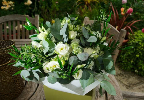 This is a picture of a Wedding Presentation Handtied Bouquet for anyone that you feel has helped with your wedding, usually for mum, dad, grandparents, family relations, friends.