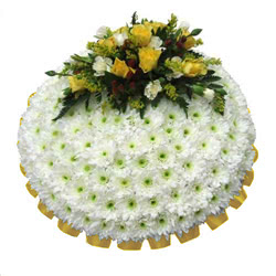 Funeral Flower Full Wreath Tributes are available, in both blocked and open flower designs, we even make bespoke posy pads!