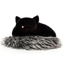 Nestie Cat