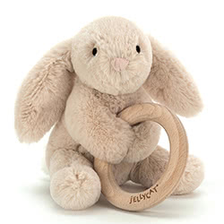 Shooshu Bunny Wooden Ring Toy