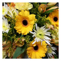 Hand Tied Flower Bouquet Florists Choice Yellow & Cream flowers for Nottingham delivery.